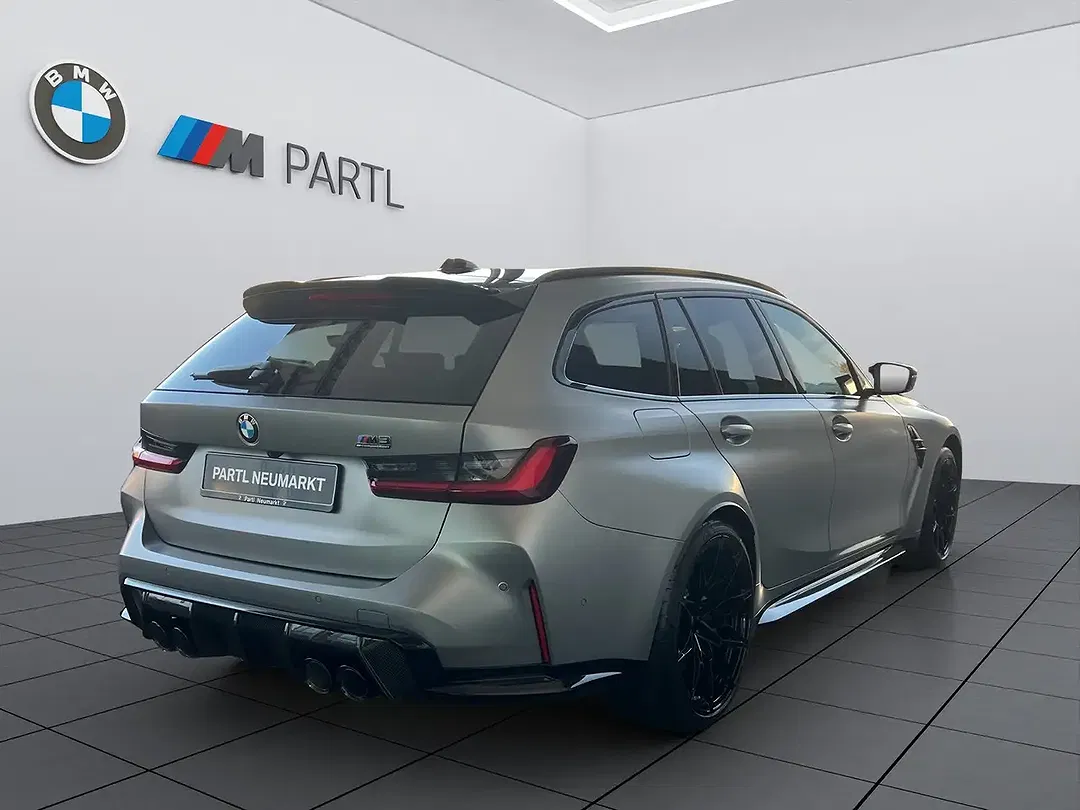 BMW M3 - Thumbnail 4