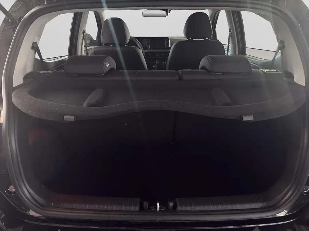 Hyundai i10 - Thumbnail 13