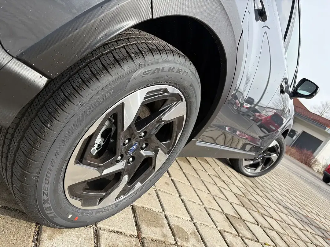 Subaru Crosstrek - Thumbnail 10