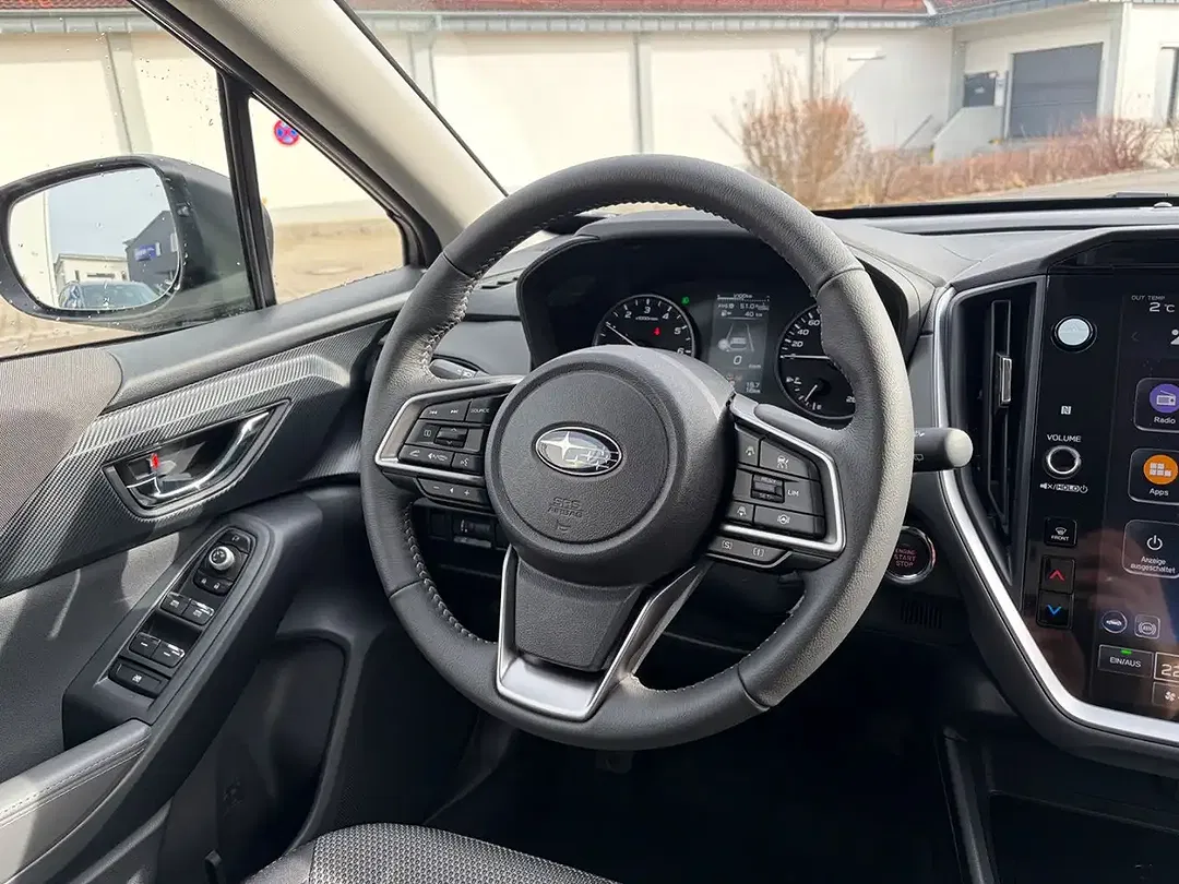 Subaru Crosstrek - Thumbnail 12