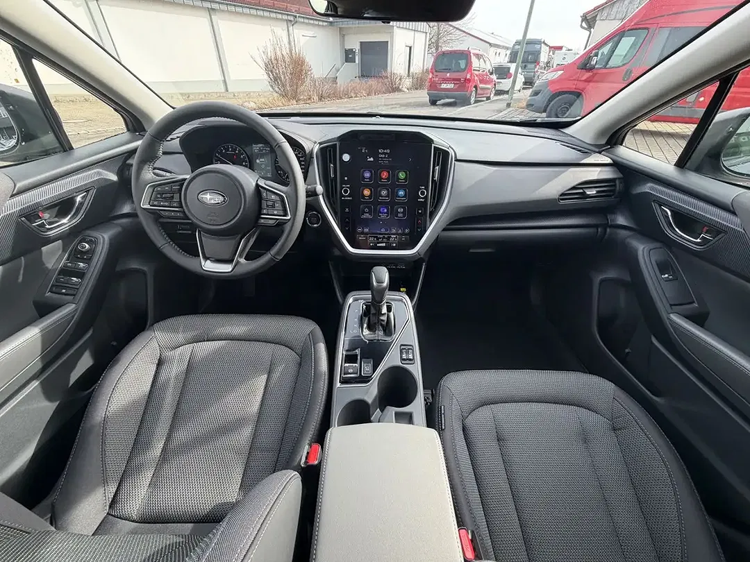Subaru Crosstrek - Thumbnail 13