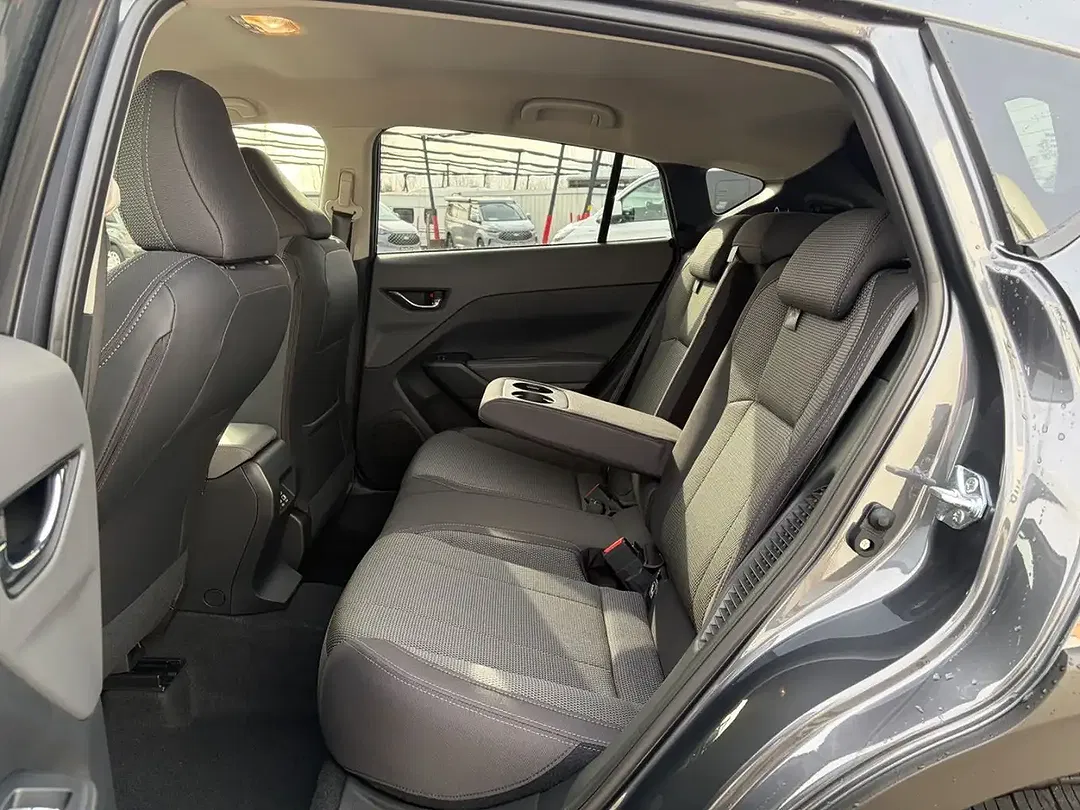 Subaru Crosstrek - Thumbnail 15