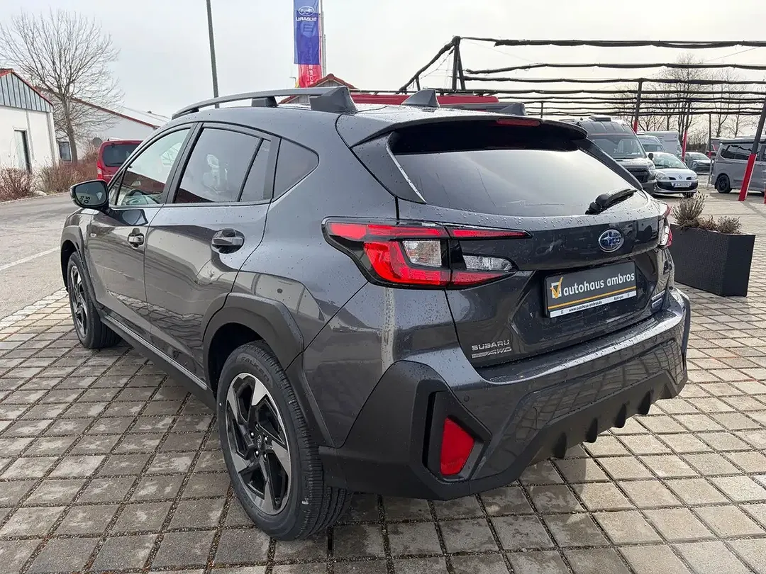 Subaru Crosstrek - Thumbnail 6