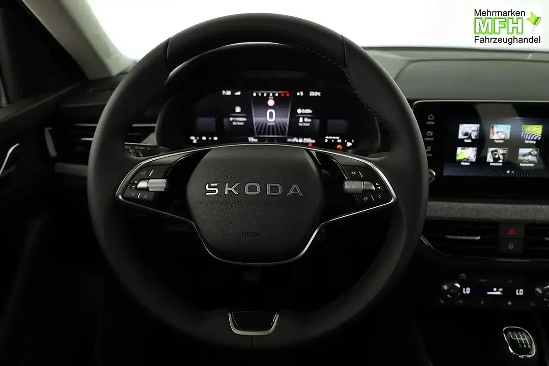 Skoda Kamiq - Thumbnail 5