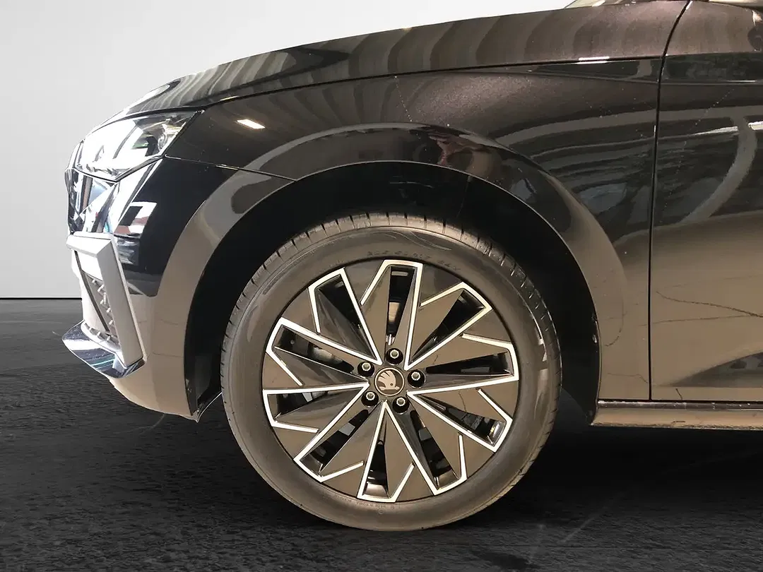 Skoda Scala - Thumbnail 4
