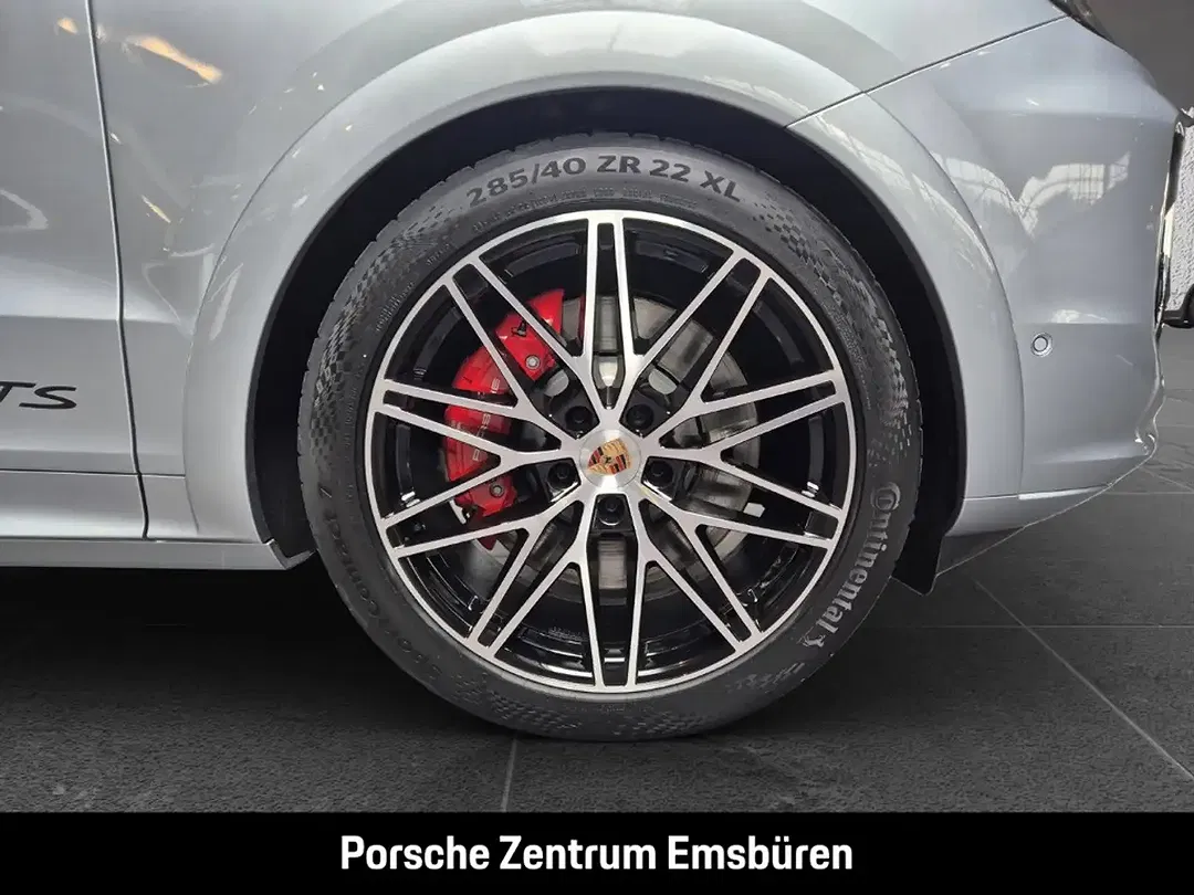 Porsche Cayenne - Thumbnail 12