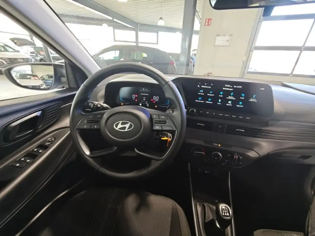 Hyundai i20 - Thumbnail 11