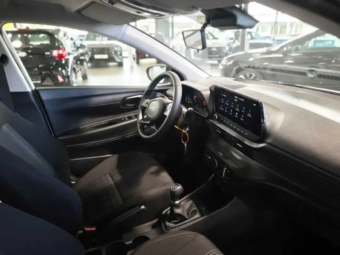 Hyundai i20 - Thumbnail 9