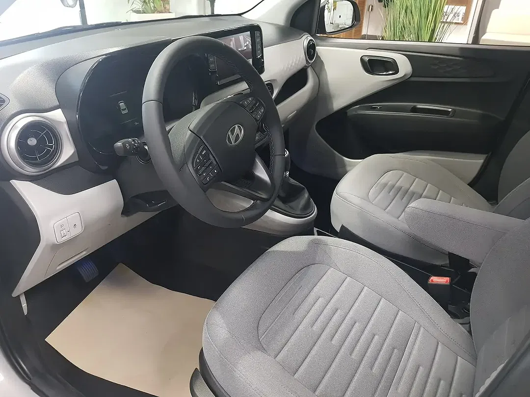 Hyundai i10 - Thumbnail 11