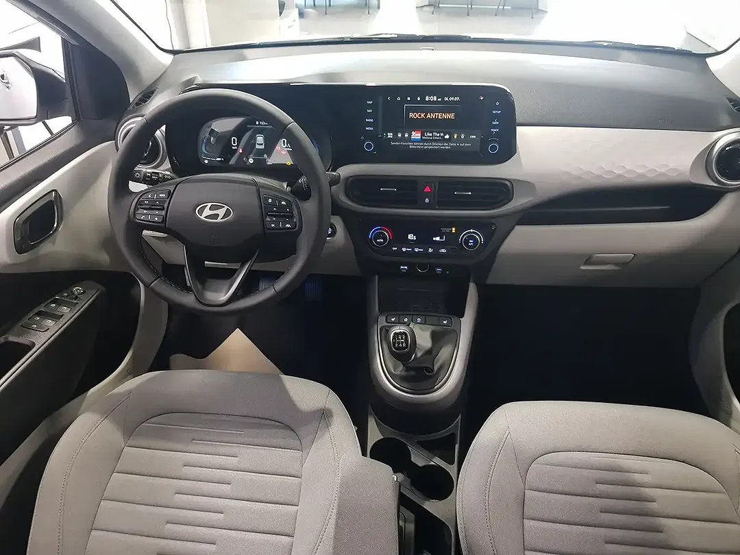 Hyundai i10 - Thumbnail 15