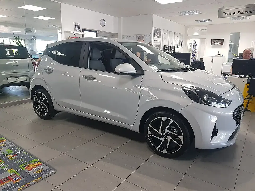 Hyundai i10 - Thumbnail 6