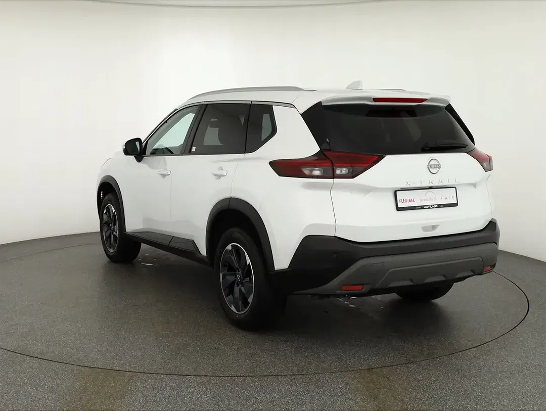 Nissan X-Trail - Thumbnail 2