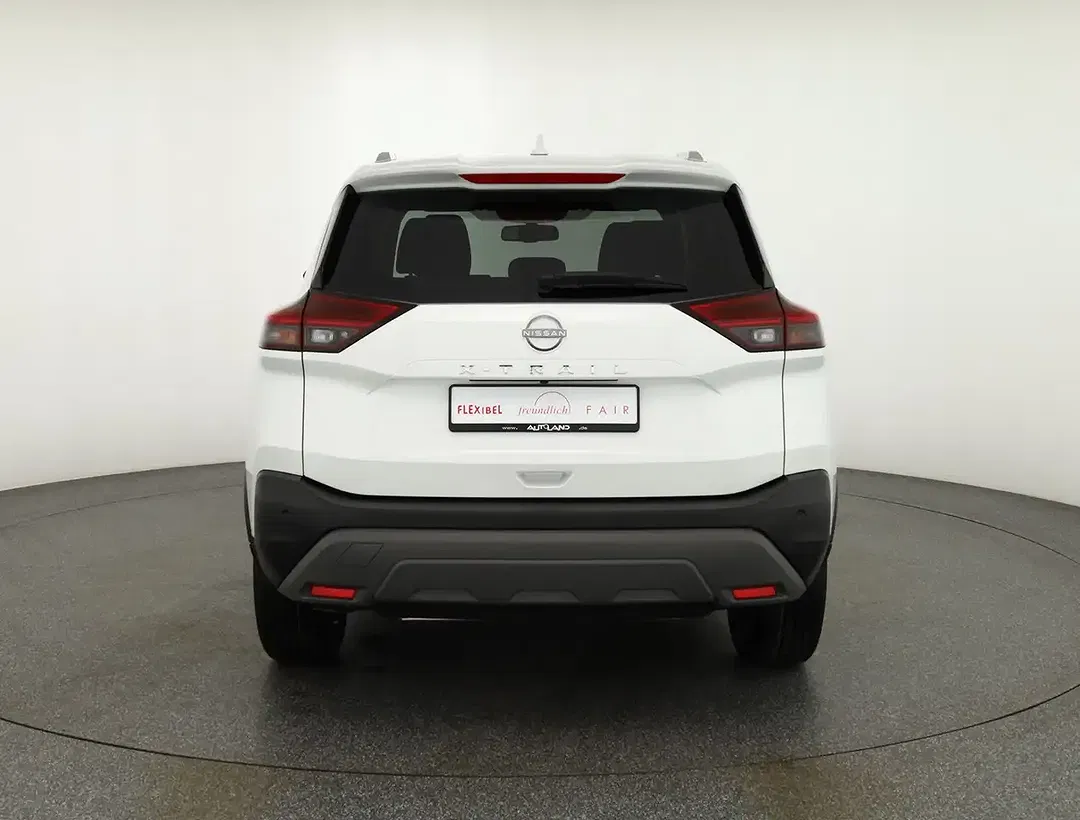 Nissan X-Trail - Thumbnail 3