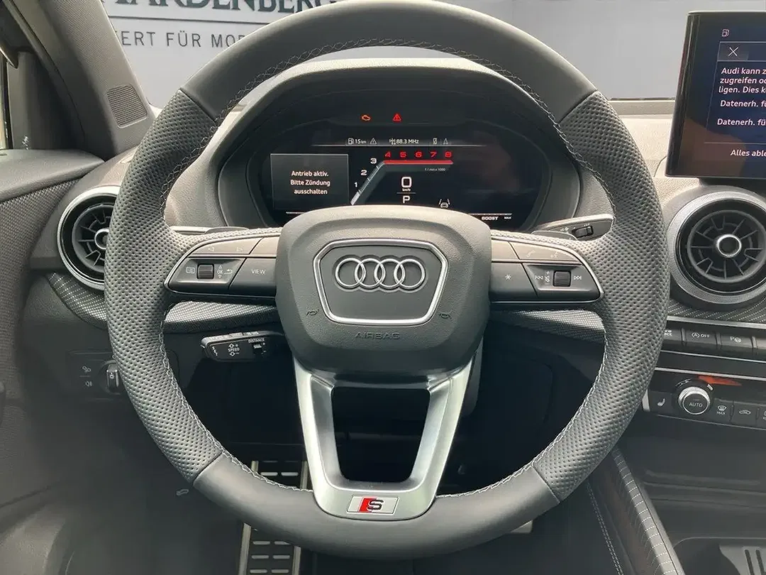 Audi SQ2 - Thumbnail 12