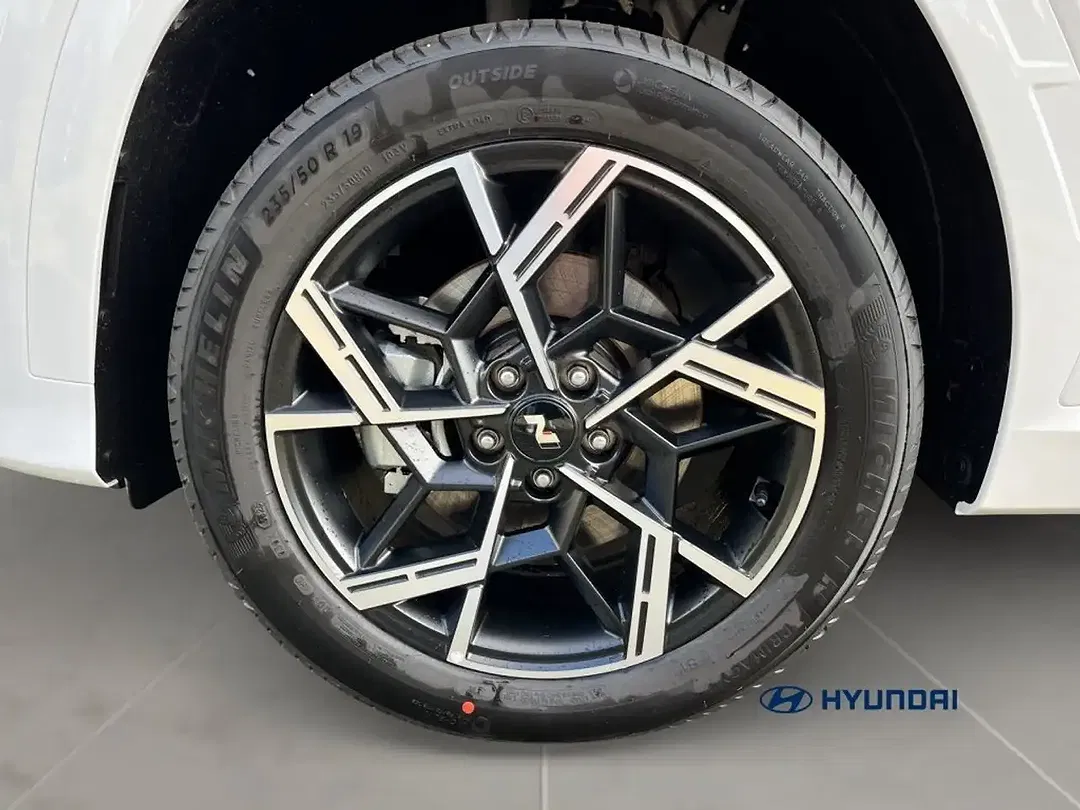Hyundai TUCSON - Thumbnail 12