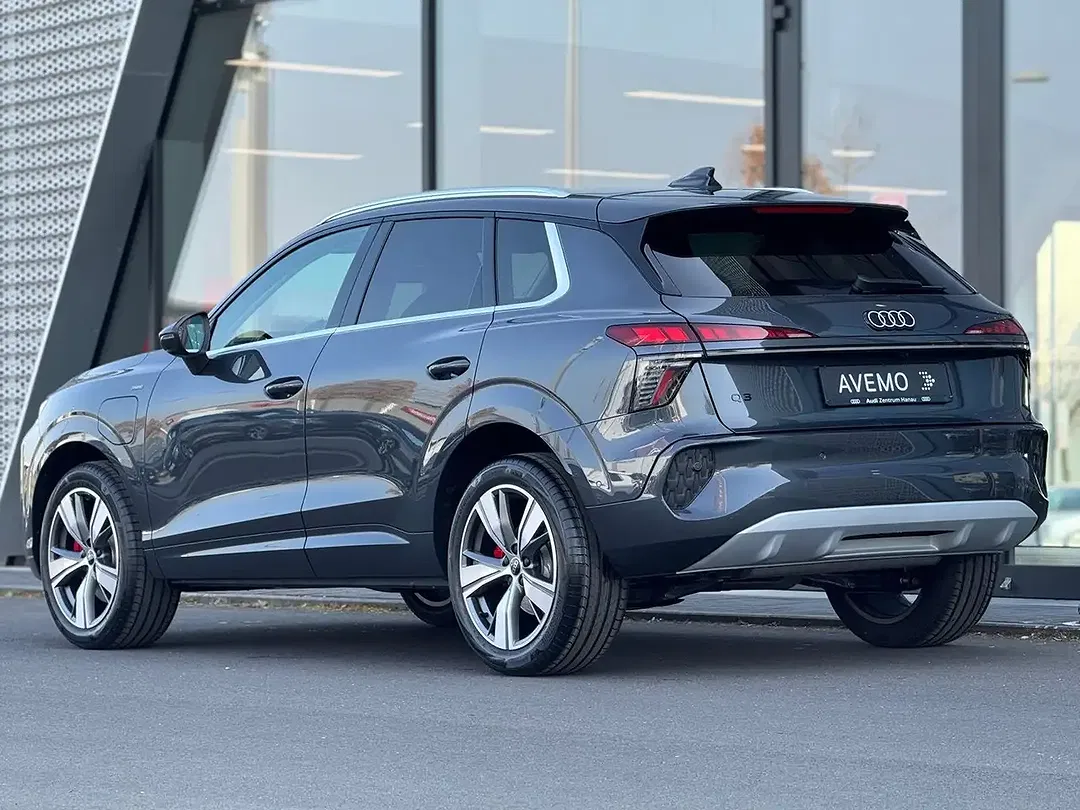 Audi Q3 - Thumbnail 2