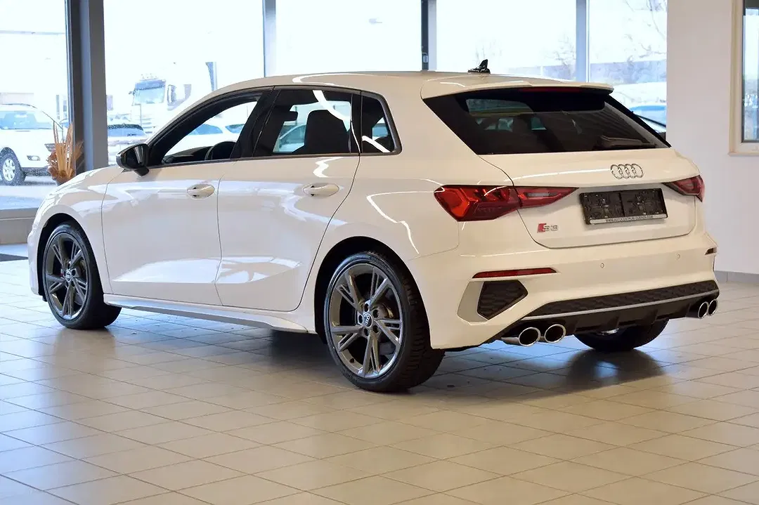 Audi S3 - Thumbnail 5