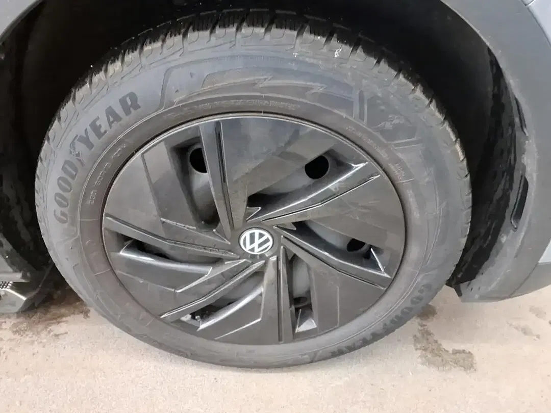 Volkswagen ID.4 - Thumbnail 10