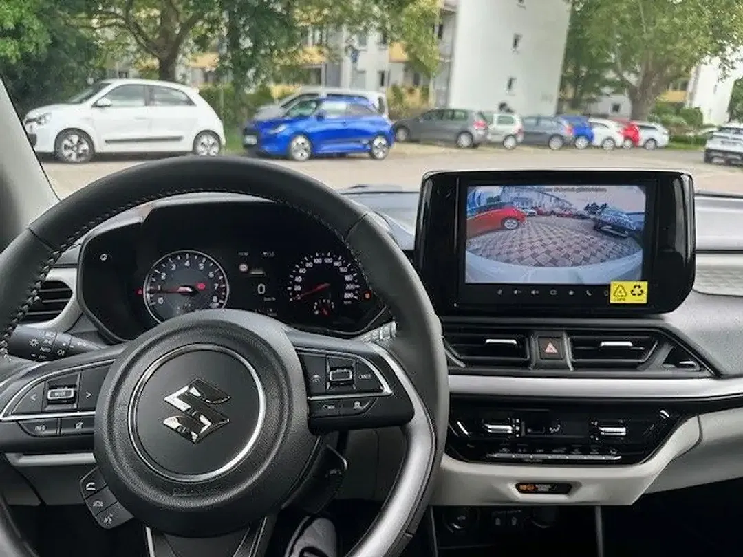 Suzuki Swift - Thumbnail 15