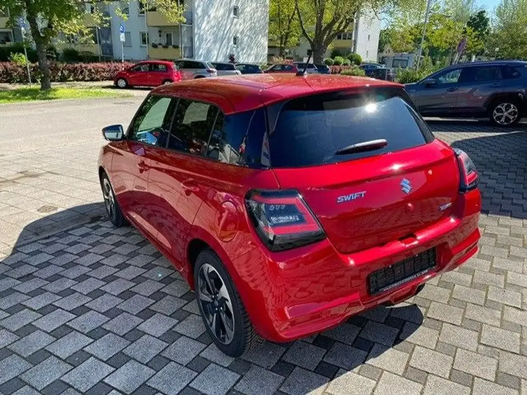 Suzuki Swift - Thumbnail 5