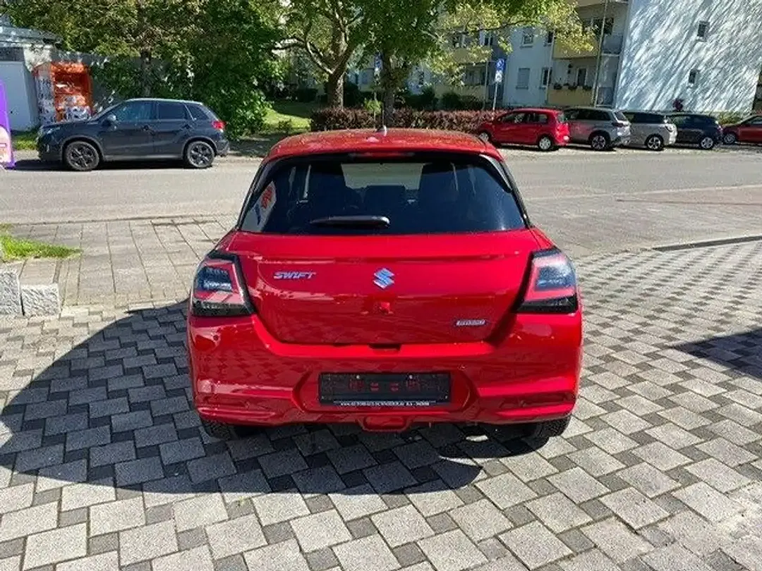 Suzuki Swift - Thumbnail 6