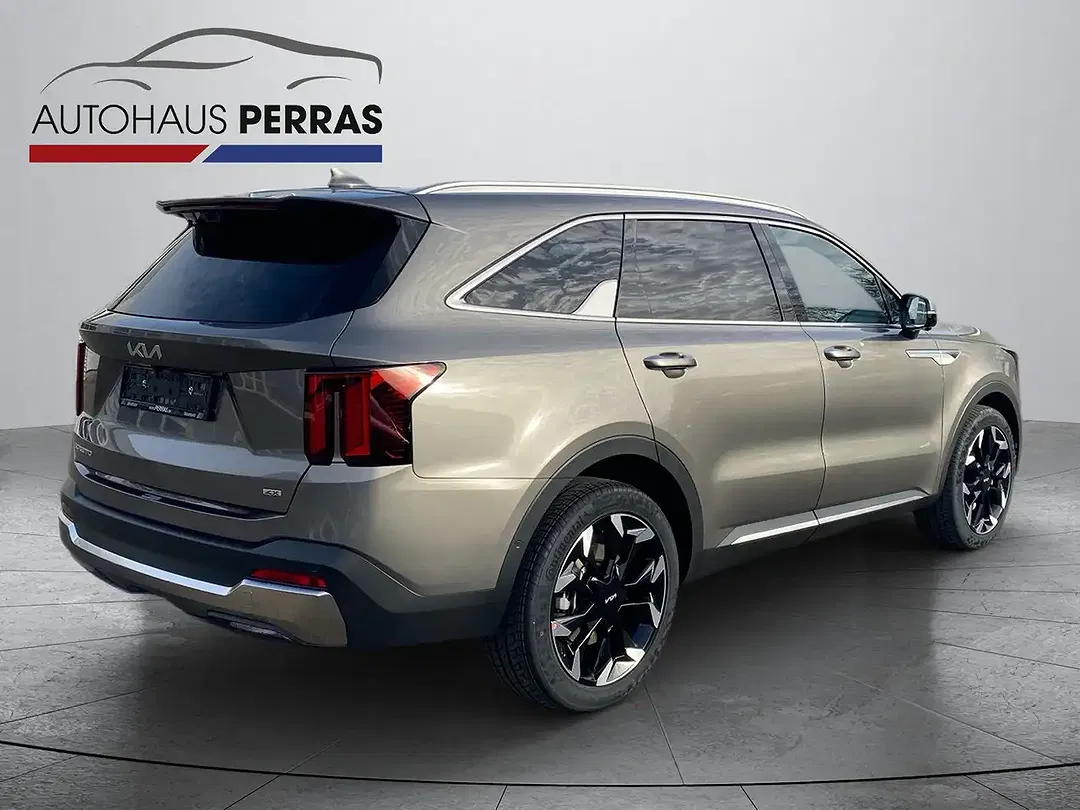 Kia Sorento - Thumbnail 5