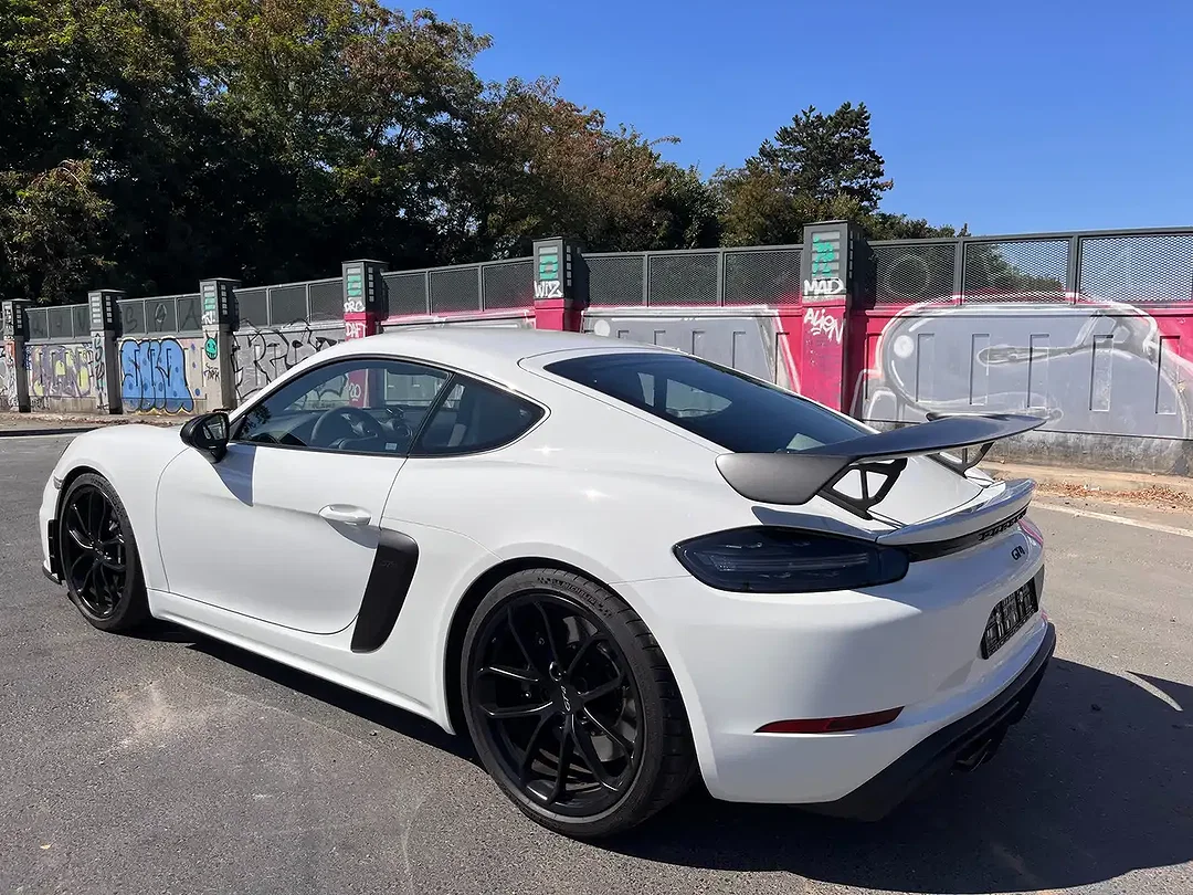 Porsche Cayman - Afbeelding 1