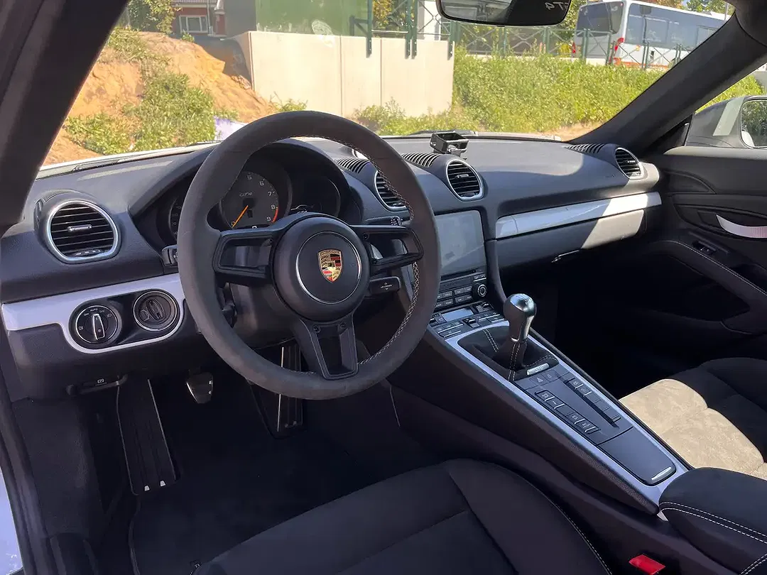 Porsche Cayman - Thumbnail 10
