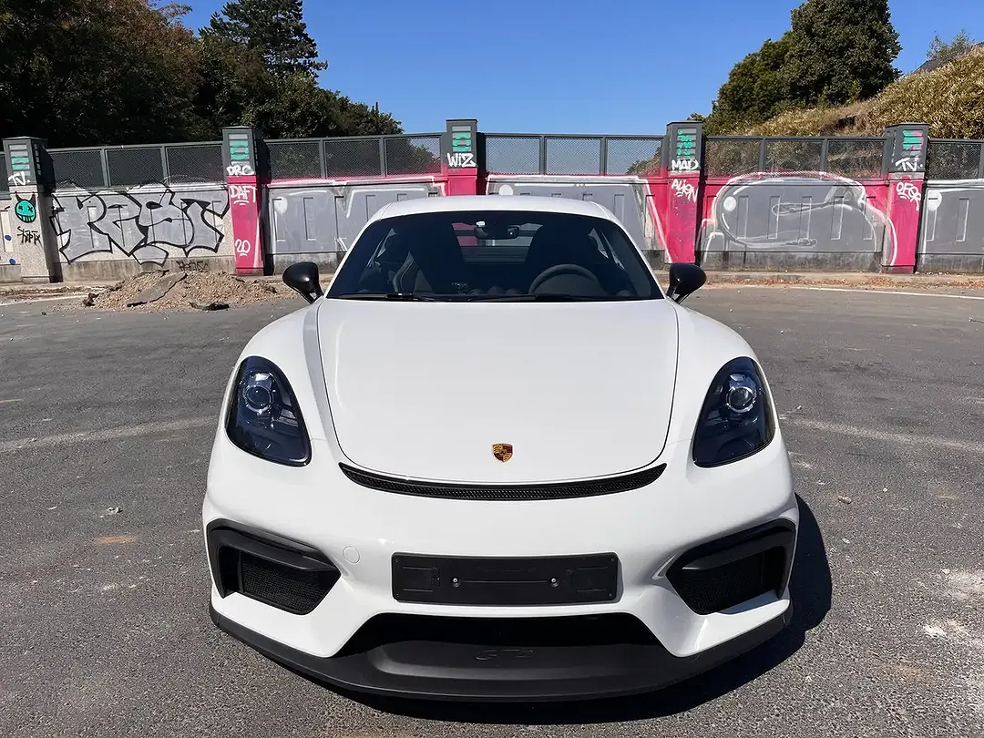 Porsche Cayman - Thumbnail 2