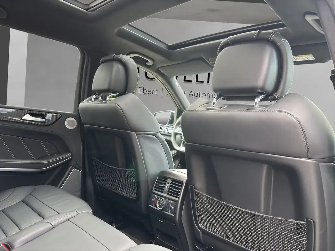 Mercedes-Benz GLS 63 AMG - Thumbnail 15