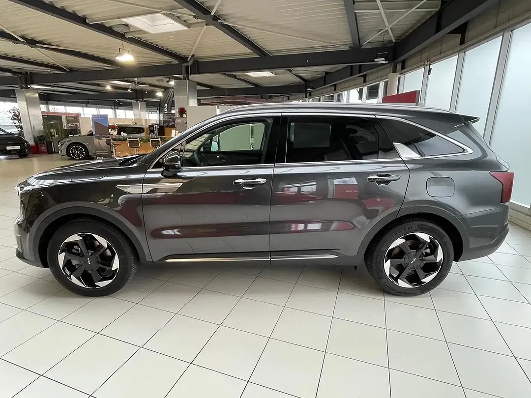 Kia Sorento - Thumbnail 3
