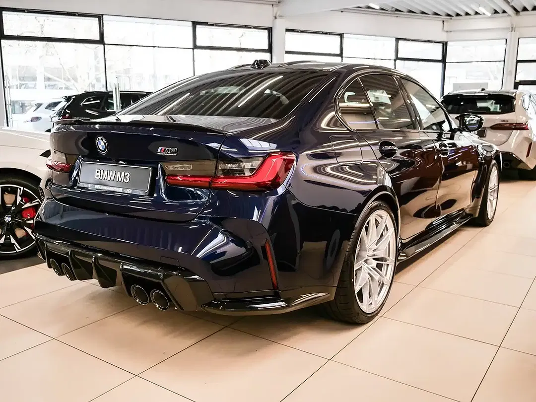 BMW M3 - Thumbnail 2