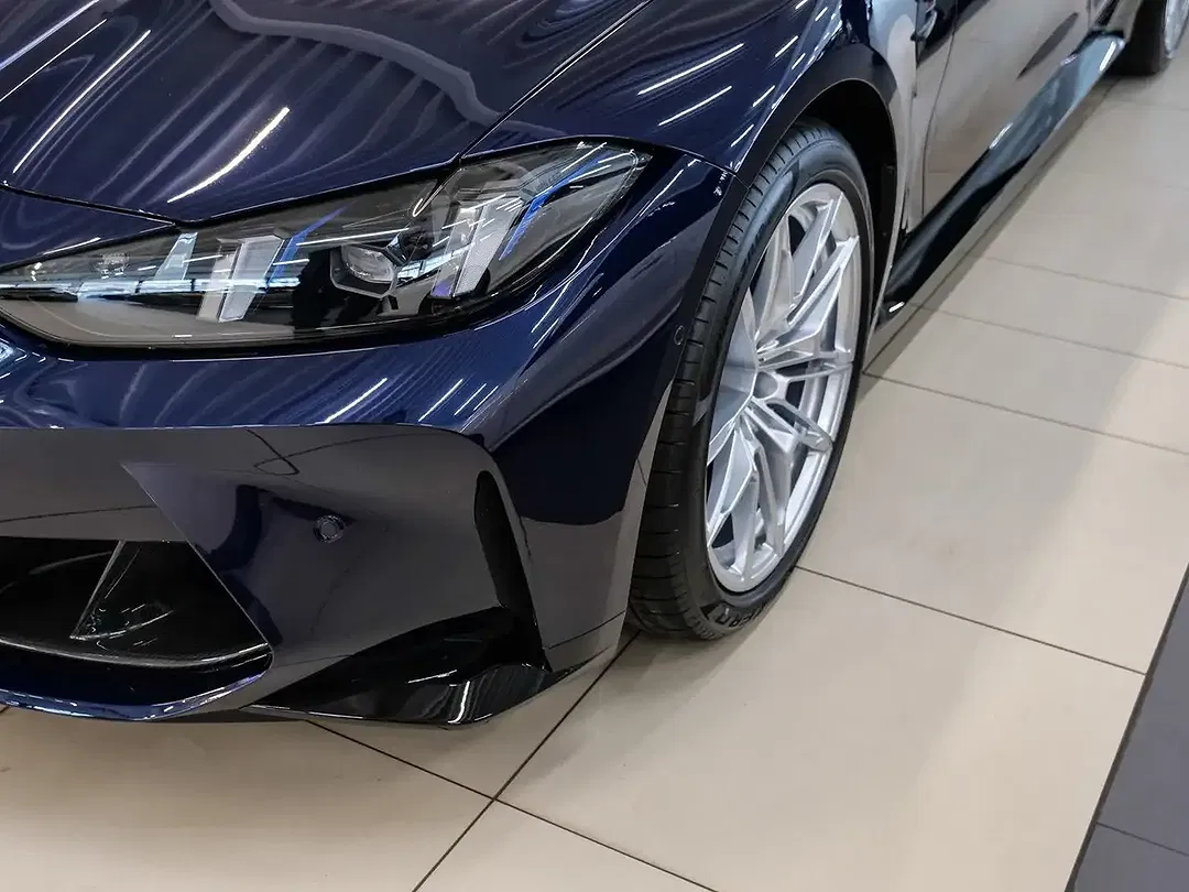 BMW M3 - Thumbnail 6