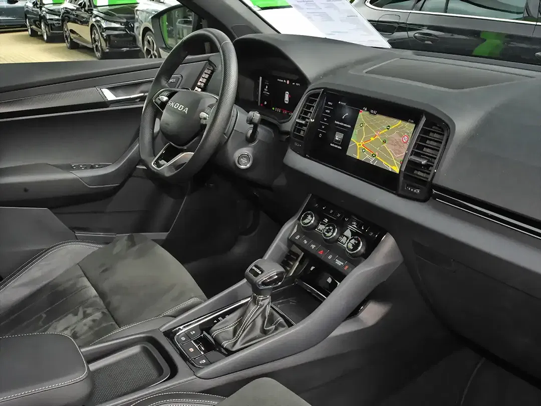 Skoda Karoq - Thumbnail 6