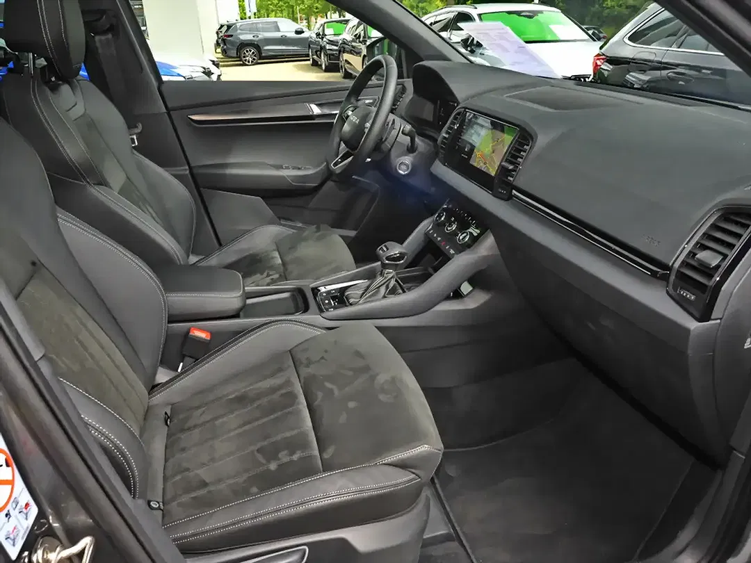 Skoda Karoq - Thumbnail 9