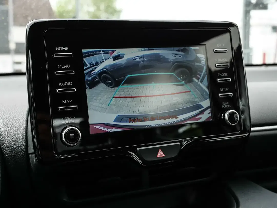 Toyota Yaris - Thumbnail 5