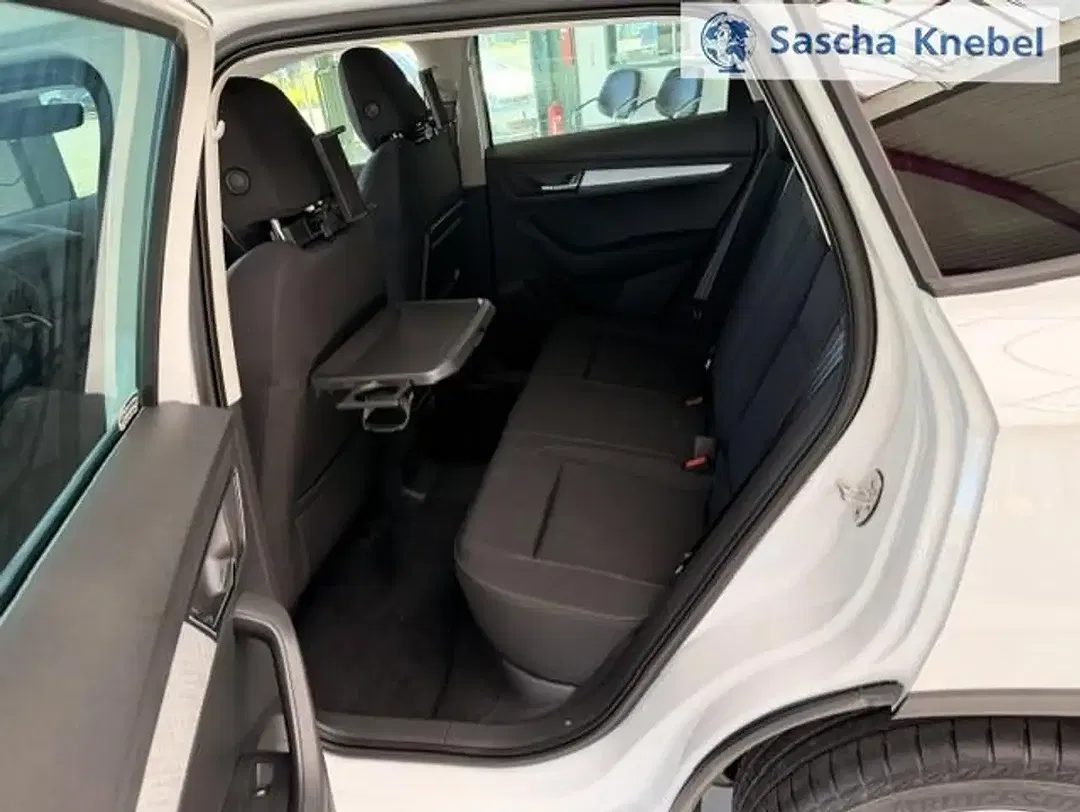 Skoda Karoq - Thumbnail 8