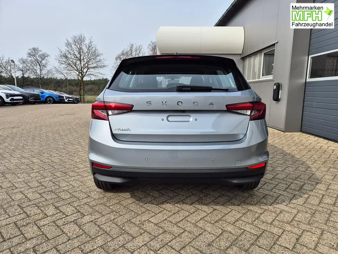 Skoda Fabia - Thumbnail 4