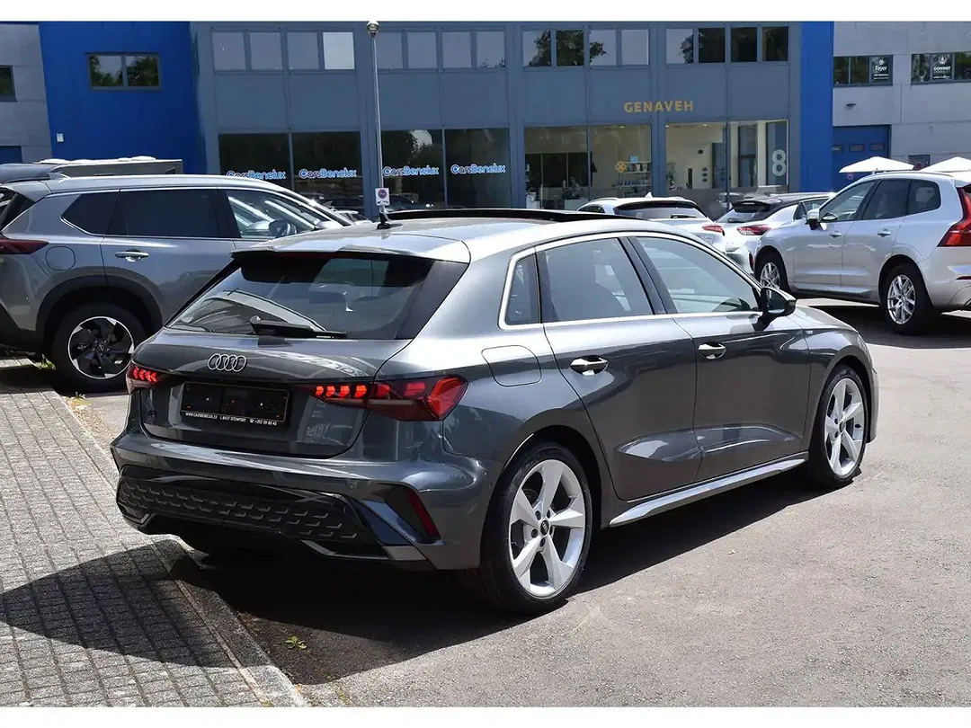 Audi A3 - Thumbnail 4