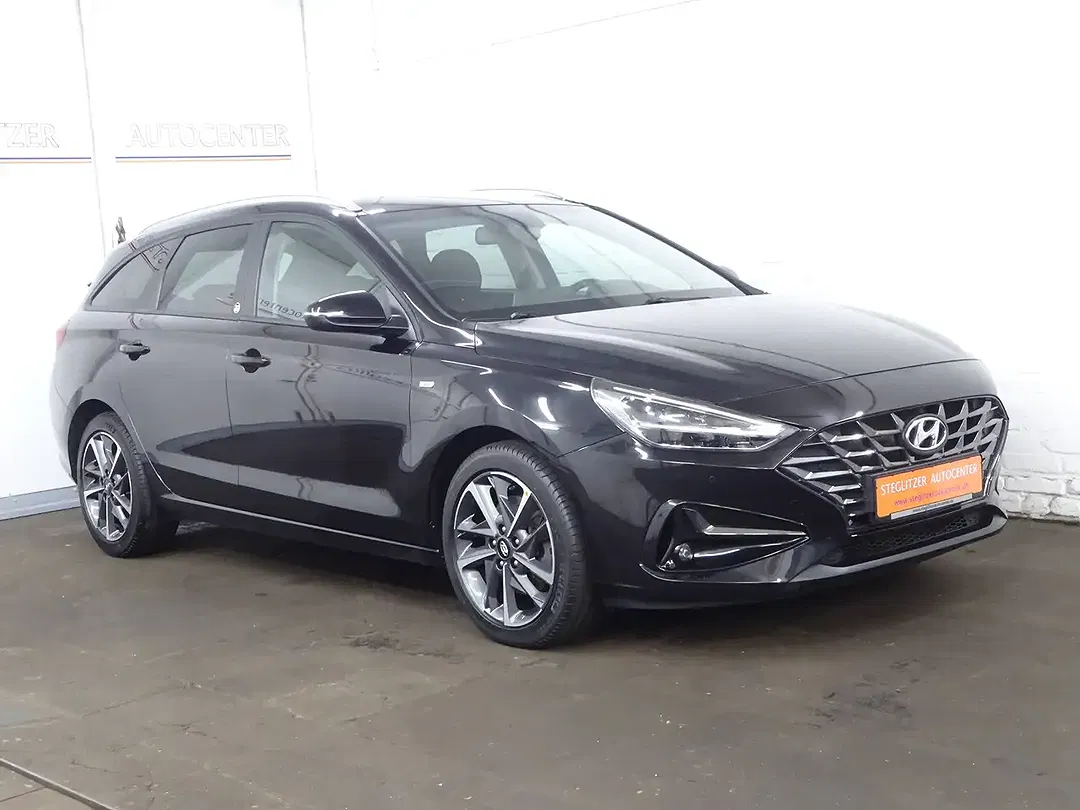 Hyundai i30 - Thumbnail 3