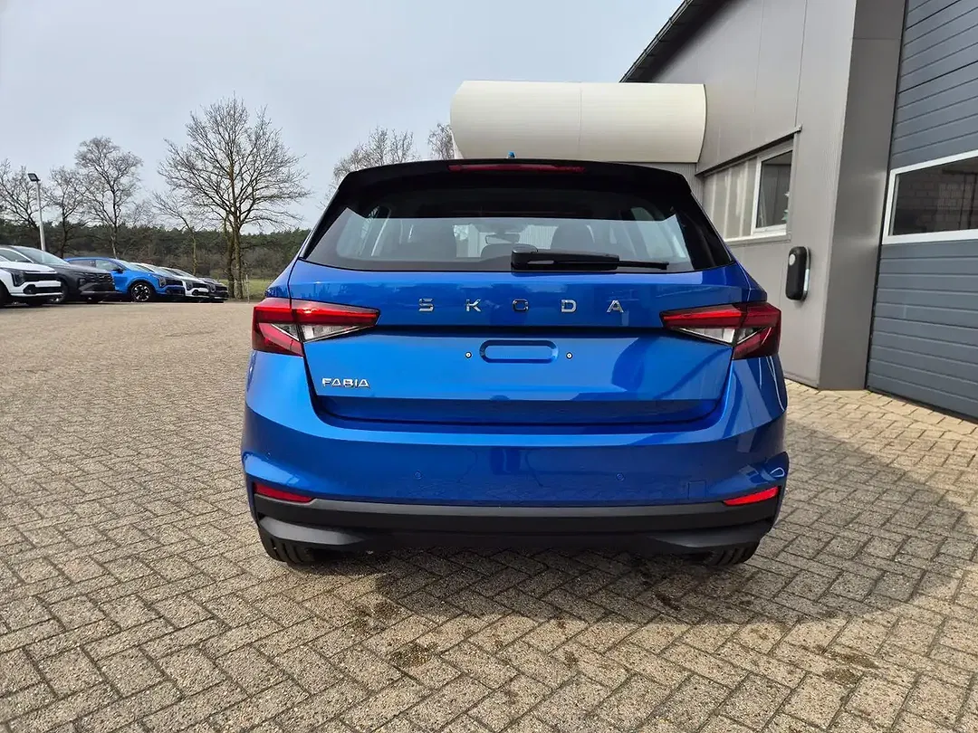 Skoda Fabia - Thumbnail 3