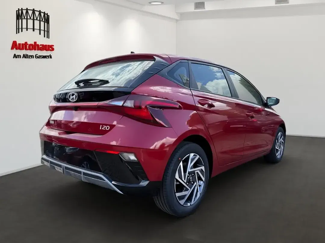 Hyundai i20 - Thumbnail 3