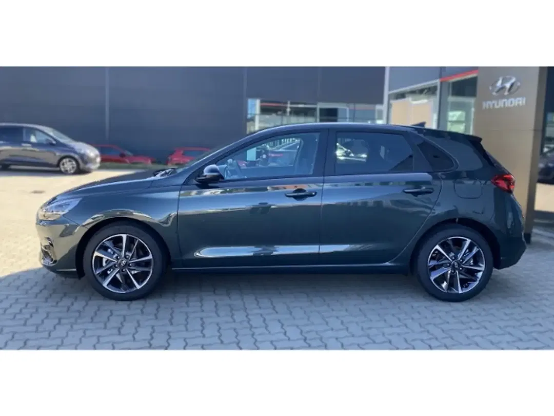 Hyundai i30 - Thumbnail 4