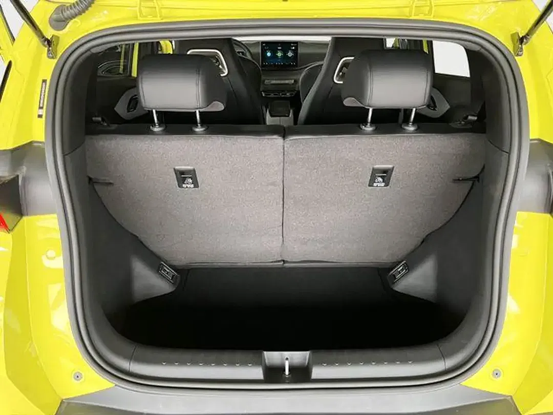 BYD Dolphin - Thumbnail 11