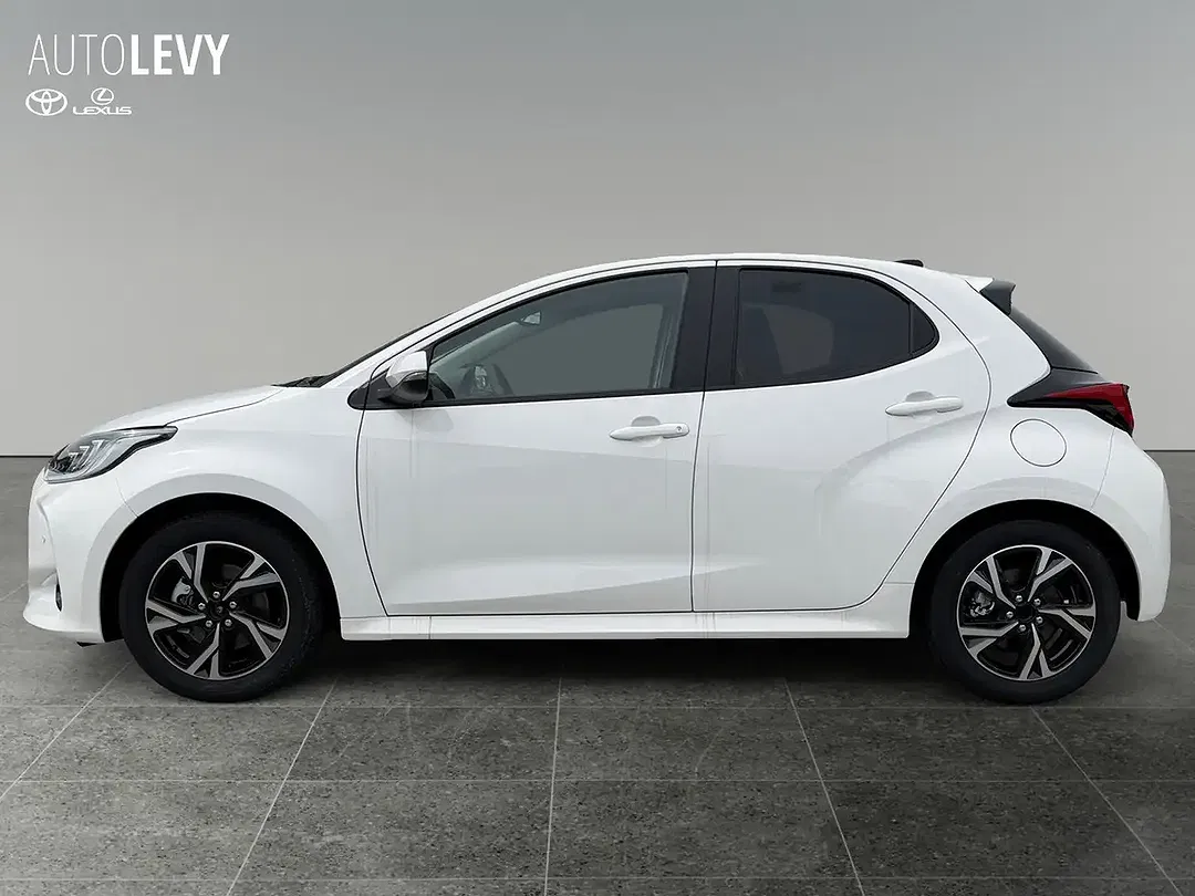 Toyota Yaris - Thumbnail 2