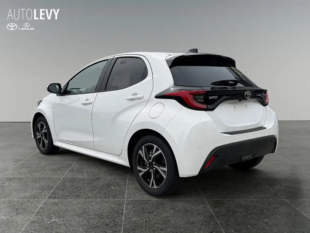 Toyota Yaris - Thumbnail 3