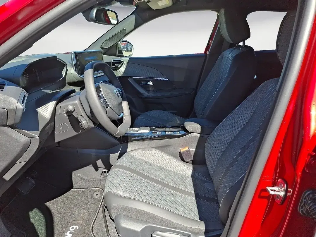 Peugeot 2008 - Thumbnail 6