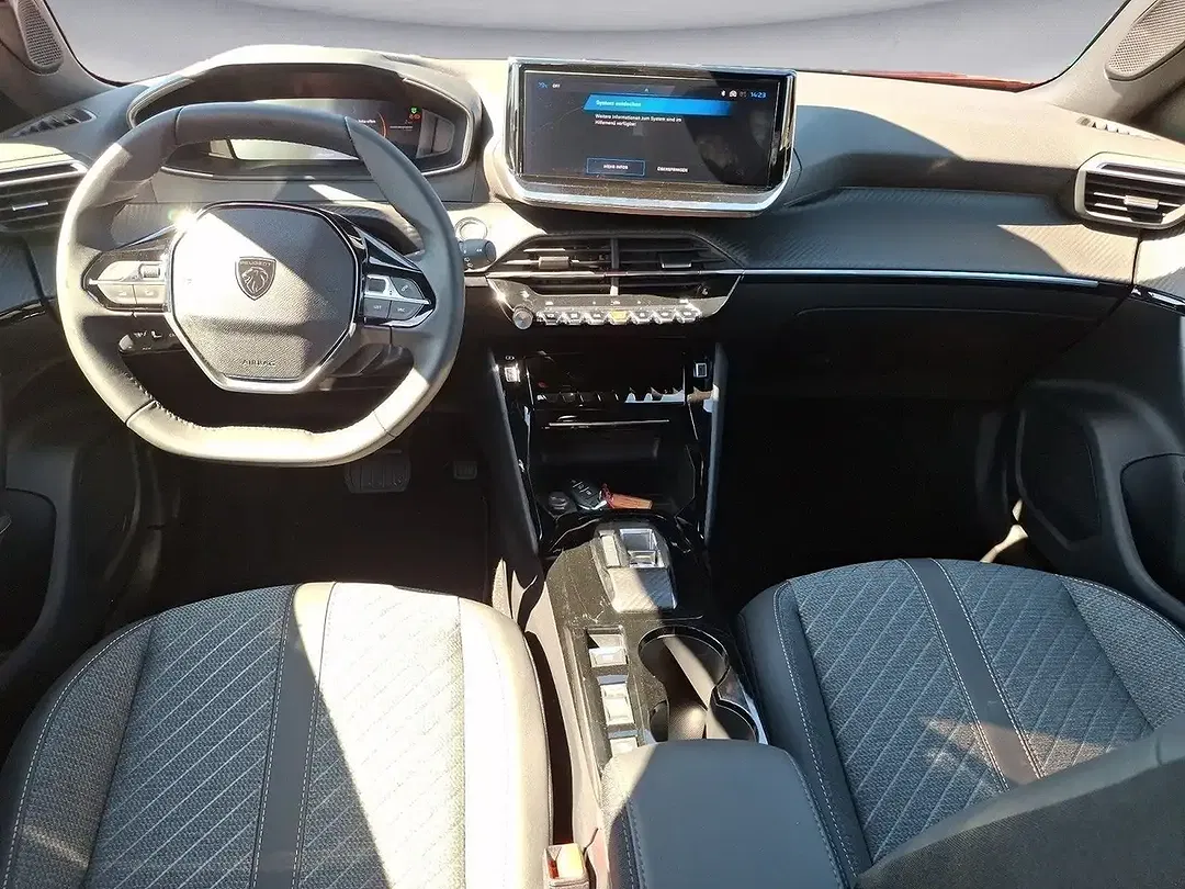 Peugeot 2008 - Thumbnail 7