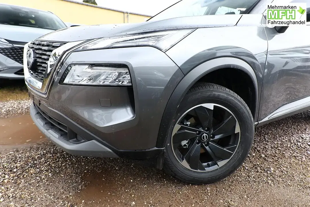 Nissan X-Trail - Thumbnail 4