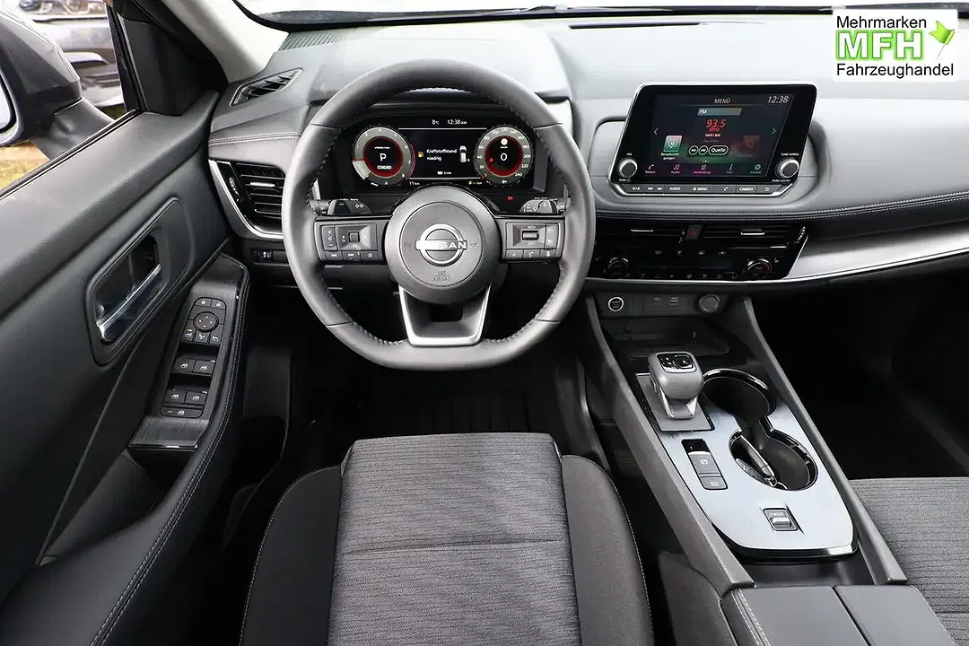 Nissan X-Trail - Thumbnail 6